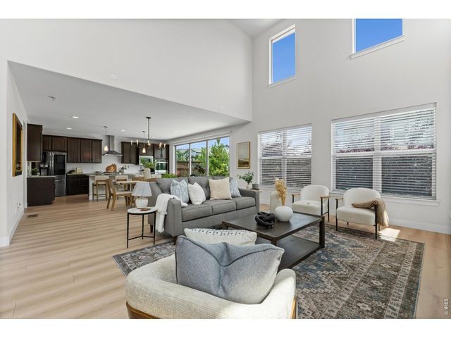 2119 Setting Sun Dr, Windsor, CO 80550