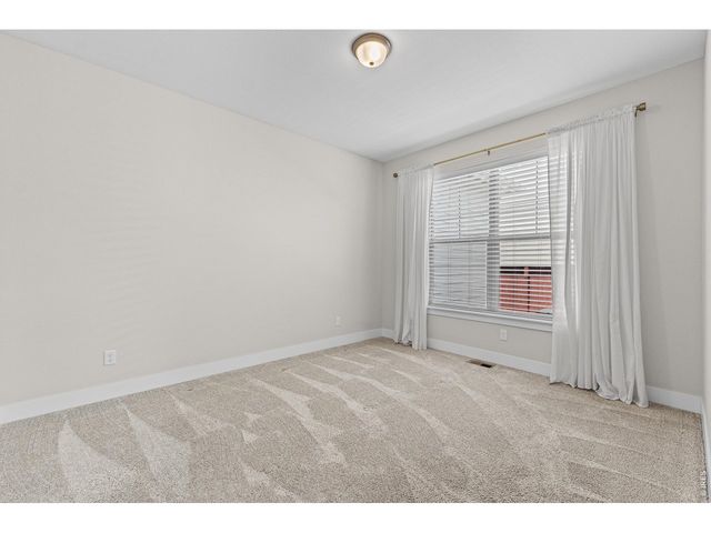 2119 Setting Sun Dr, Windsor, CO 80550