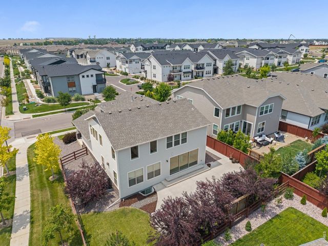 2119 Setting Sun Dr, Windsor, CO 80550