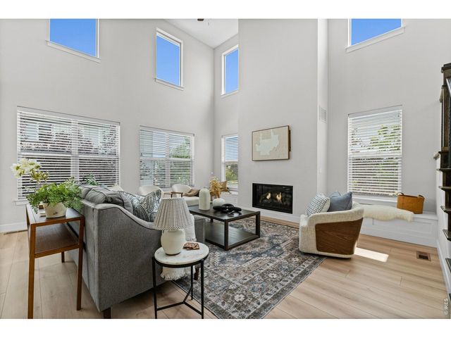 2119 Setting Sun Dr, Windsor, CO 80550