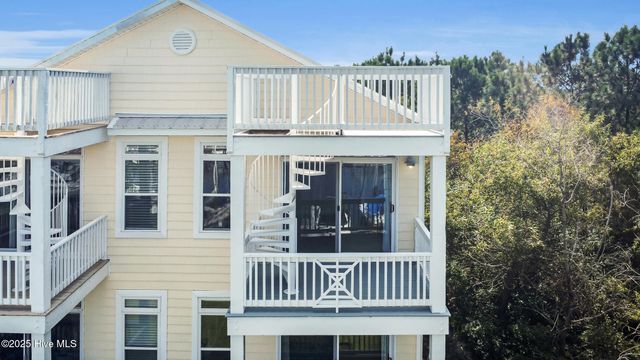 4001 Marina Townes Drive, New Bern, NC 28560