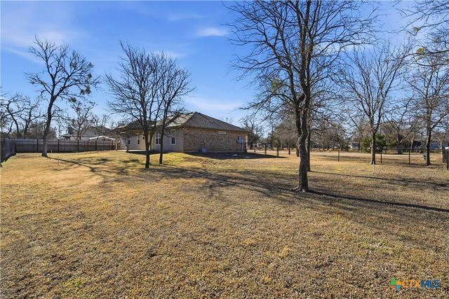 37 Buckskin Loop, Belton, TX 76513