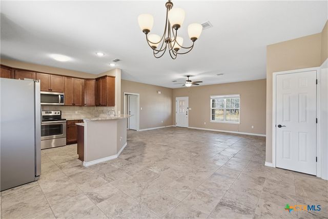 37 Buckskin Loop, Belton, TX 76513