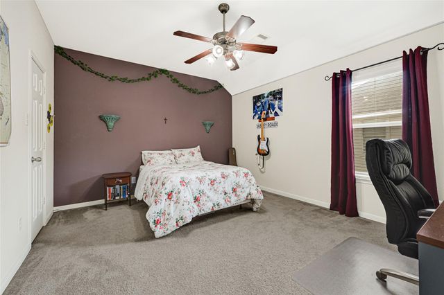20523 Stoneroses Trail, Richmond, TX 77406