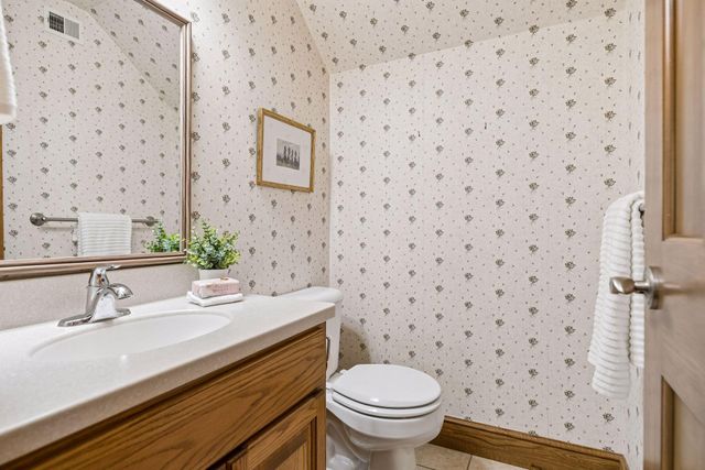 6120 Hadley Avenue S, Cottage Grove, MN 55016