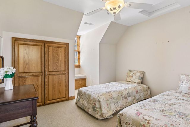 6120 Hadley Avenue S, Cottage Grove, MN 55016
