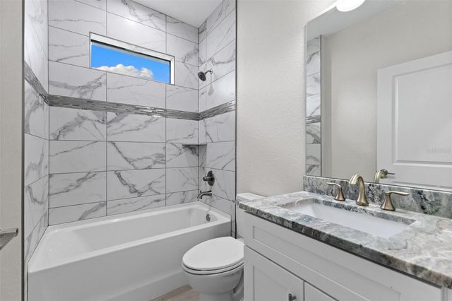 2523 WYOLA AVENUE, North Port, FL 34286