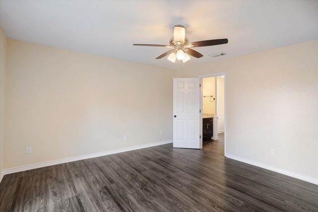 108 W College Street, Leonard, TX 75452