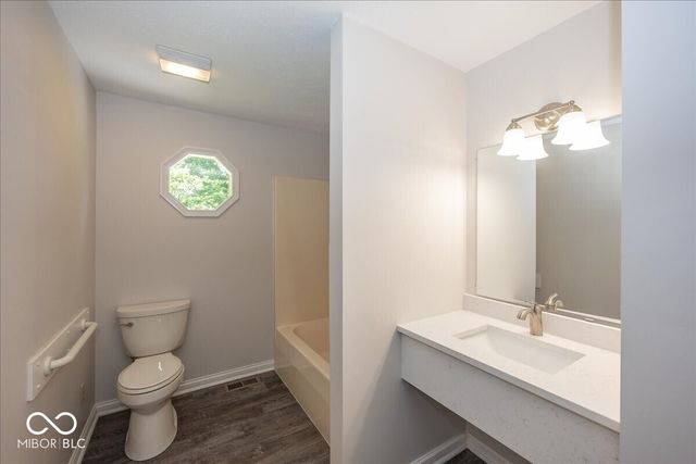 406 Mount Street, Greenfield, IN 46140