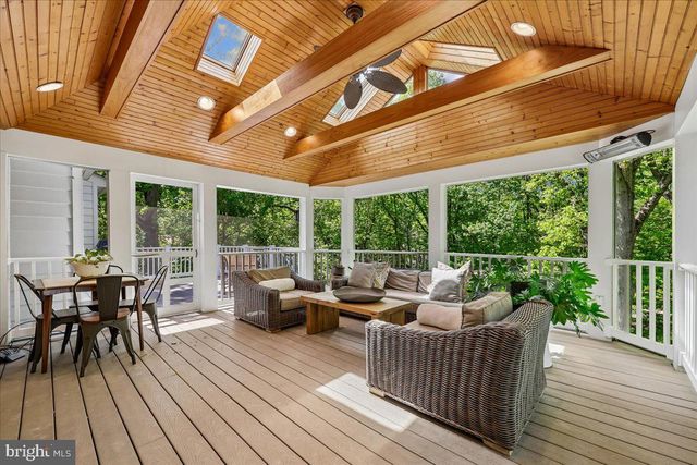 6904 EARLSGATE WAY, North Bethesda, MD 20852
