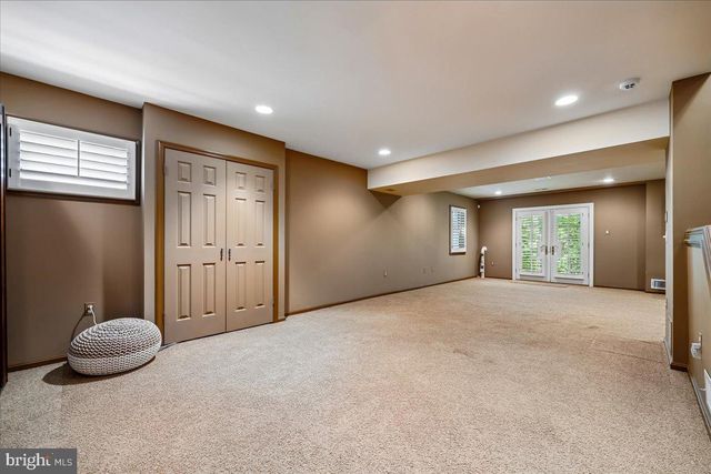 6904 EARLSGATE WAY, North Bethesda, MD 20852