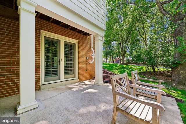 6904 EARLSGATE WAY, North Bethesda, MD 20852