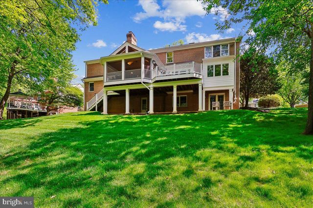 6904 EARLSGATE WAY, North Bethesda, MD 20852