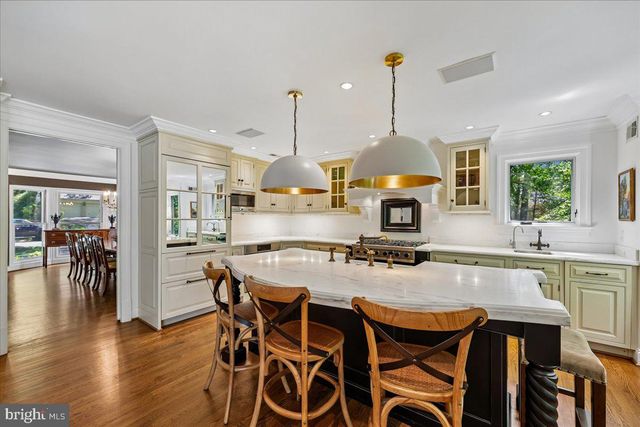 6904 EARLSGATE WAY, North Bethesda, MD 20852