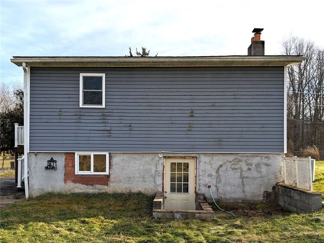 30 Province Hill, Nicholson Twp, PA 15461