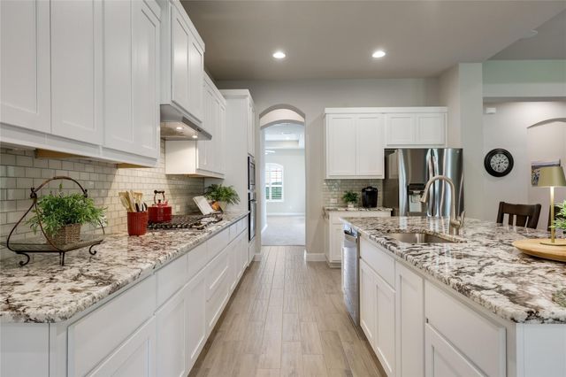 7425 Pace Ravine DR, Lago Vista, TX 78645