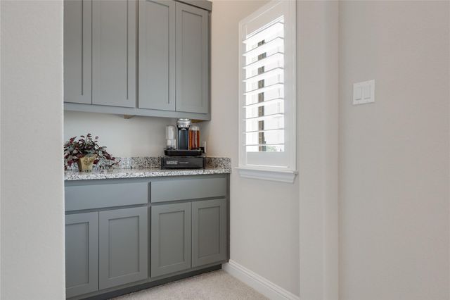 7425 Pace Ravine DR, Lago Vista, TX 78645