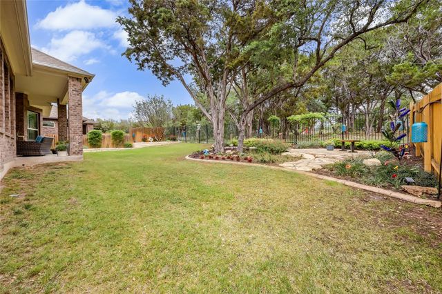 7425 Pace Ravine DR, Lago Vista, TX 78645