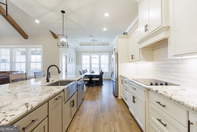 7280 Mill Ridge Drive, Hahira, GA 31632