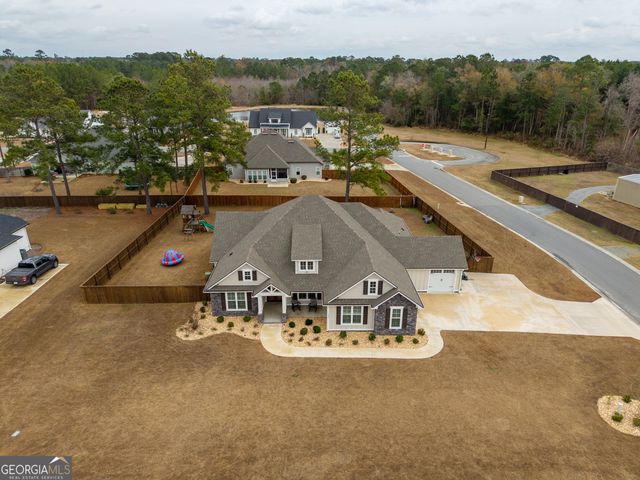 7280 Mill Ridge Drive, Hahira, GA 31632