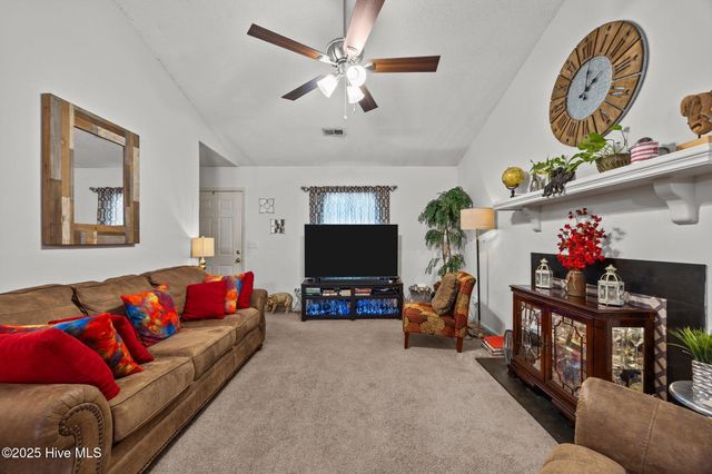 2010 Shadowood Court A, Greenville, NC 27858