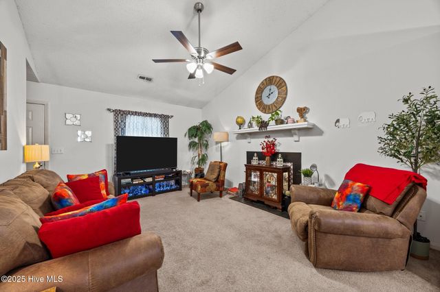 2010 Shadowood Court A, Greenville, NC 27858