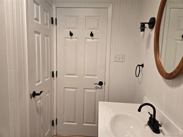 2758 N. Cedar Avenue, Ronkonkoma, NY 11779