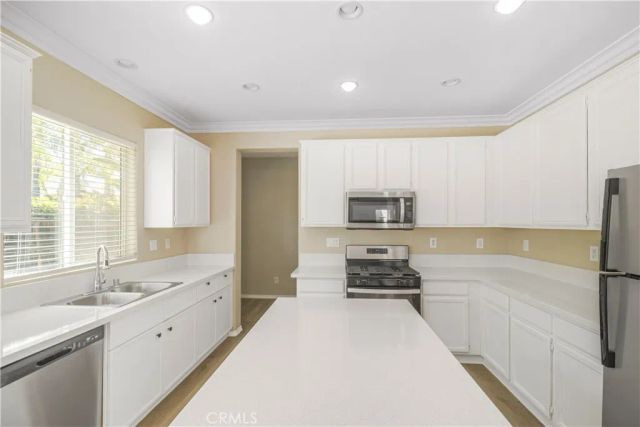 33558 Iris Lane, Murrieta, CA 92563