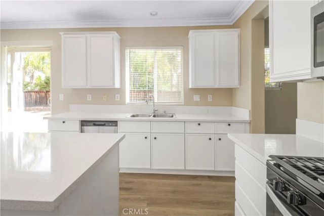 33558 Iris Lane, Murrieta, CA 92563