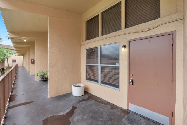 4171 NW 26TH Street T2, Lauderhill, FL 33313