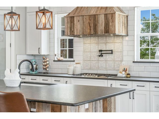 100 Curtis Lake Ln, Fort Collins, CO 80524