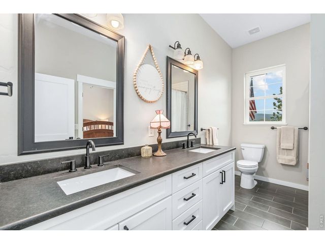 100 Curtis Lake Ln, Fort Collins, CO 80524