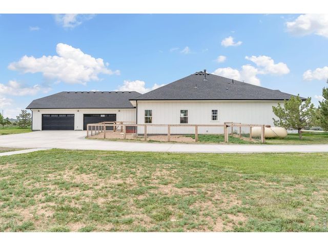 100 Curtis Lake Ln, Fort Collins, CO 80524