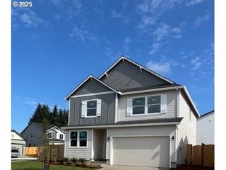 352 W 17th St, Lafayette, OR 97127
