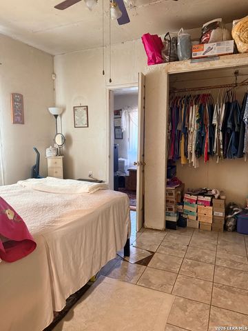 735 W HOLLYWOOD AVE, San Antonio, TX 78212