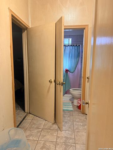735 W HOLLYWOOD AVE, San Antonio, TX 78212
