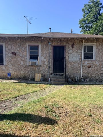 735 W HOLLYWOOD AVE, San Antonio, TX 78212