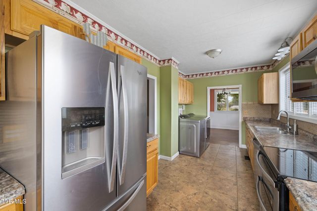 3500 Bloomingdale Road, Kingsport, TN 37660