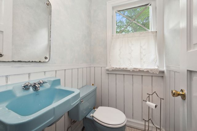 2023-2027 W 108th Place, Chicago, IL 60643