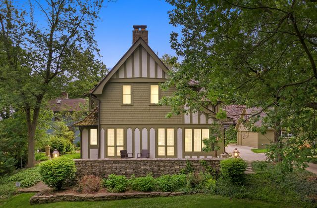 2023-2027 W 108th Place, Chicago, IL 60643