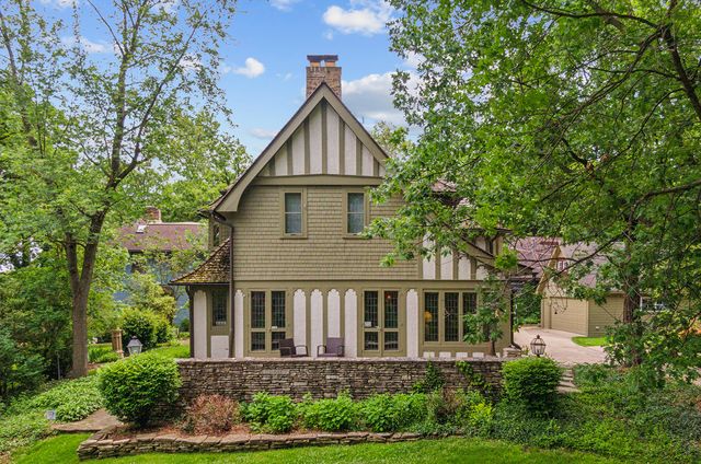 2023-2027 W 108th Place, Chicago, IL 60643