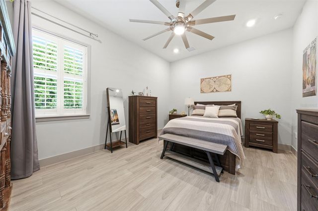 14112 OAKWOOD COVE LANE, Orlando, FL 32832