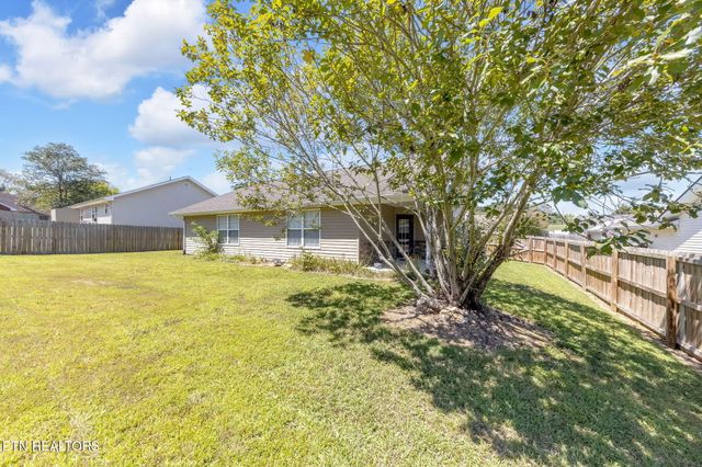 1042 Stones Throw Lane, Sevierville, TN 37876