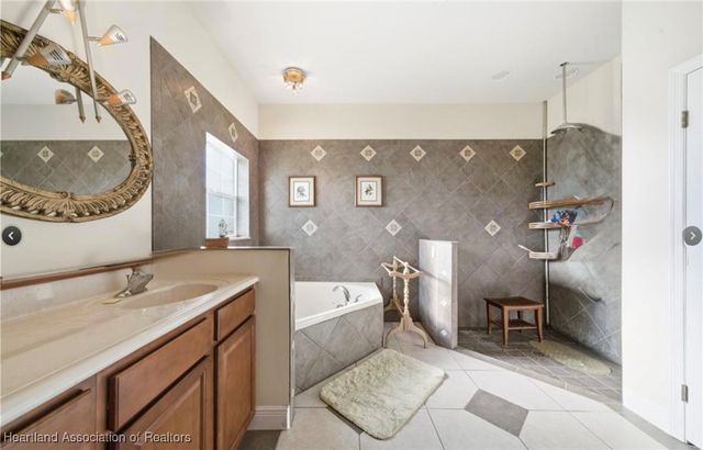 1101 Lakeside Way, Sebring, FL 33876