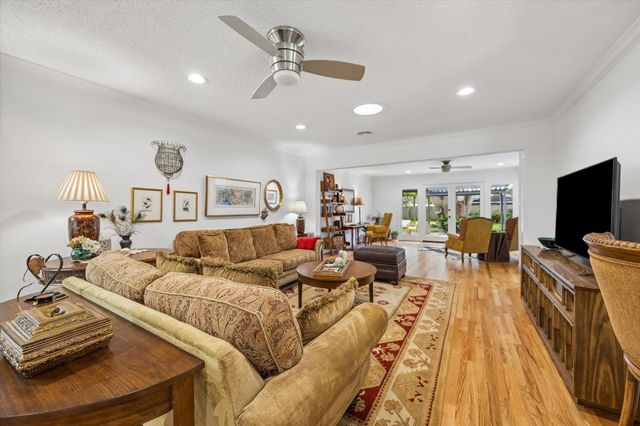 3511 S Braeswood Boulevard, Houston, TX 77025
