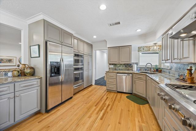 3511 S Braeswood Boulevard, Houston, TX 77025