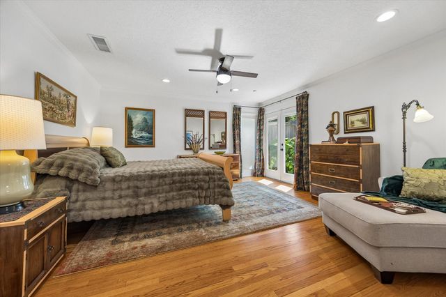 3511 S Braeswood Boulevard, Houston, TX 77025