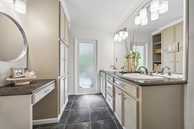 3511 S Braeswood Boulevard, Houston, TX 77025