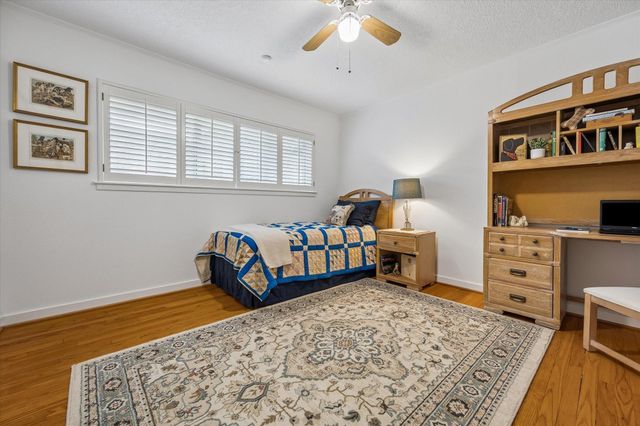 3511 S Braeswood Boulevard, Houston, TX 77025