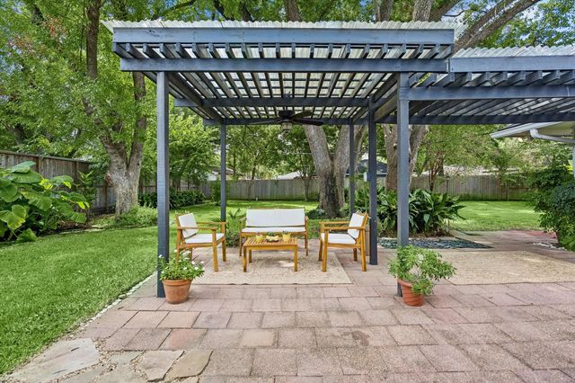 3511 S Braeswood Boulevard, Houston, TX 77025